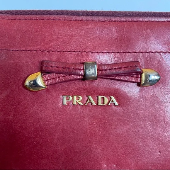 PRADA // Light Red Leather Continental Wallet - Picture 5 of 11